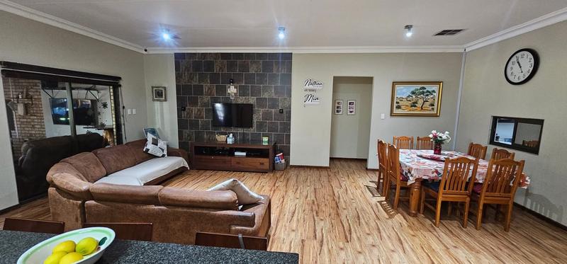 4 Bedroom Property for Sale in Kathu Northern Cape